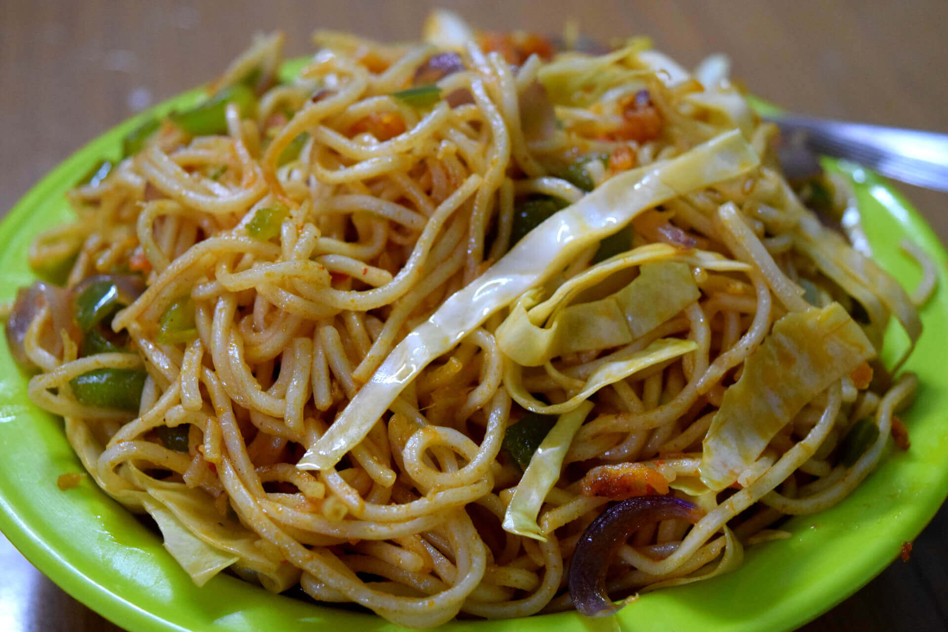 Garlic Hakka Noodles Recipe